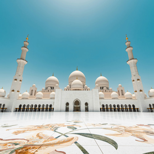 Private Abu Dhabi City Tour plus Evening Desert Safari